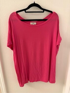 Piko Women's Hot Pink Relaxed Tee